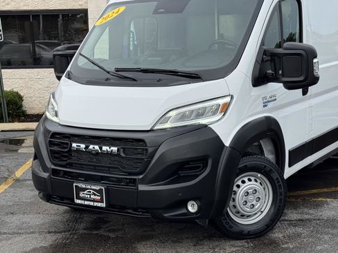Used 2024 RAM ProMaster 3500 w/ Delivery Van Package FWD image 4
