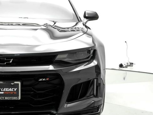 Used 2018 Chevrolet Camaro ZL1 RWD image 42