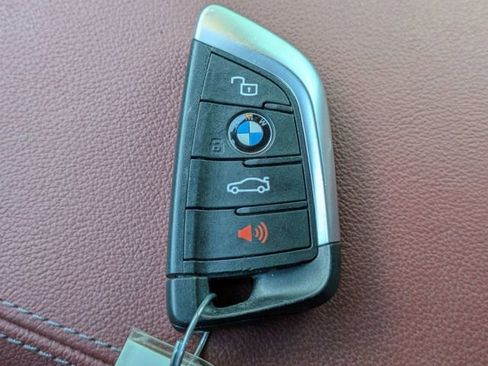 Used 2024 BMW 230i Coupe w/ M Sport Package RWD image 32