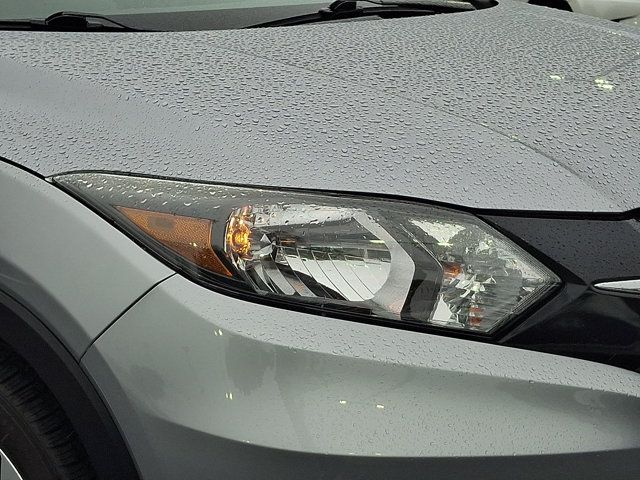 Used 2018 Honda HR-V EX image 9