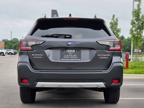 Used 2023 Subaru Outback Touring AWD/4WD image 28