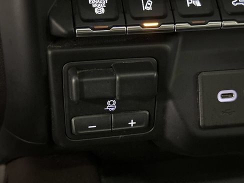 Used 2020 Chevrolet Silverado 2500 LTZ w/ LTZ Plus Package AWD/4WD image 69