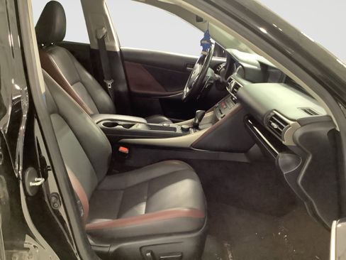 Used 2019 Lexus IS 300 w/ Accessory Package RWD image 12