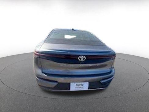 Used 2025 Toyota Crown XLE image 3