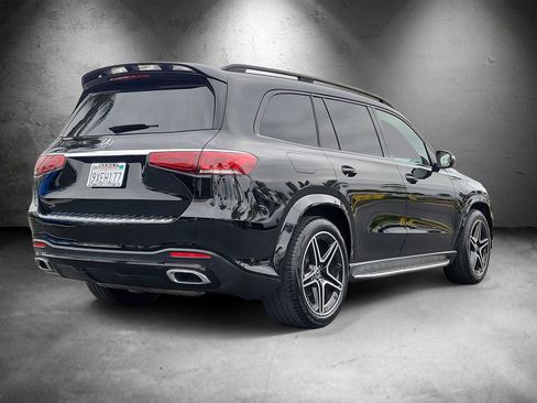 Used 2023 Mercedes-Benz GLS 450 4MATIC image 3