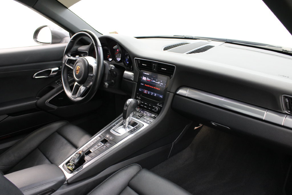 Used 2018 Porsche 911 Carrera S RWD image 31