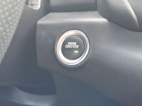 Used 2023 GMC Terrain SLE w/ Driver Convenience Package FWD image 8