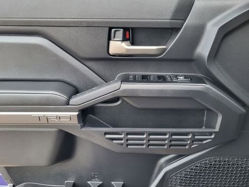 Used 2025 Toyota Tacoma TRD Off-Road w/ TRD Off Road Upgrade Package image 17