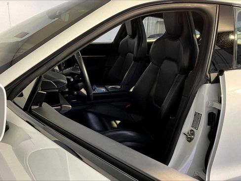 Used 2020 Porsche Taycan Turbo image 8