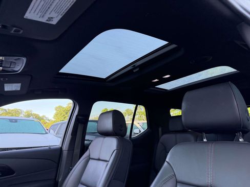 Certified 2023 Chevrolet Traverse RS AWD/4WD image 12