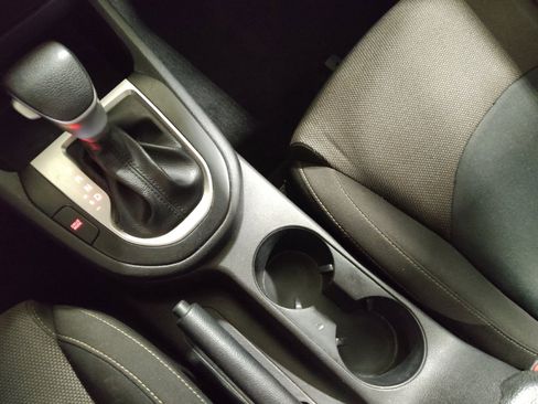 Used 2024 Kia Forte LXS image 26