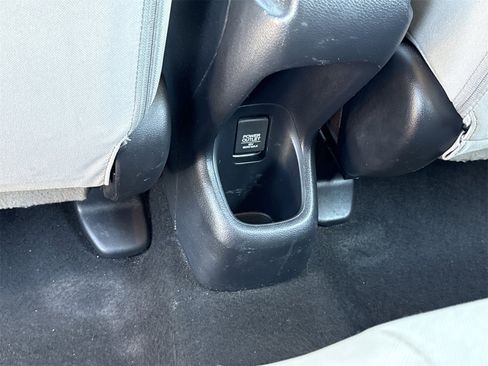 Used 2021 Honda HR-V LX image 11