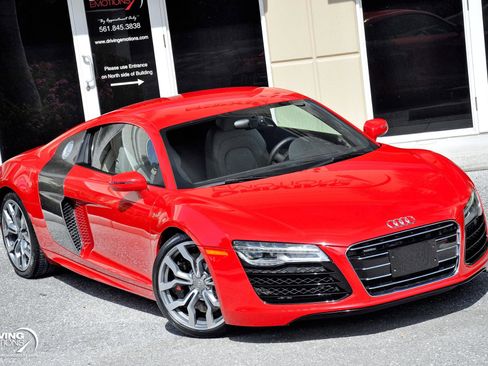 Used 2014 Audi R8 V10 image 3