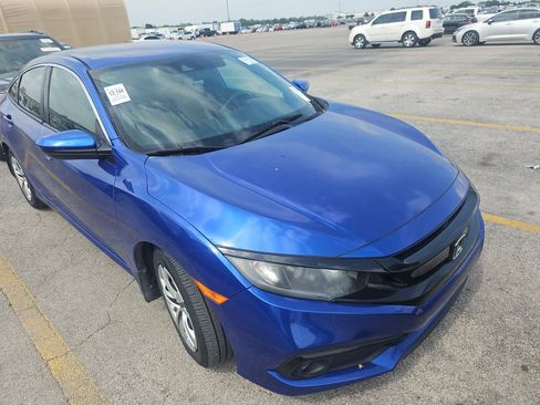 Used 2020 Honda Civic Sport image 2