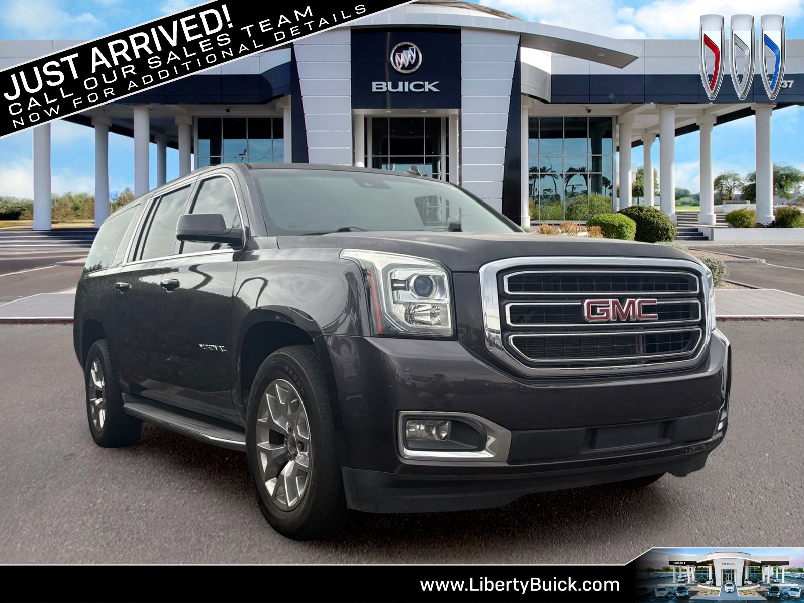 Used 2015 GMC Yukon XL SLT w/ HD Trailering Package AWD/4WD image 1
