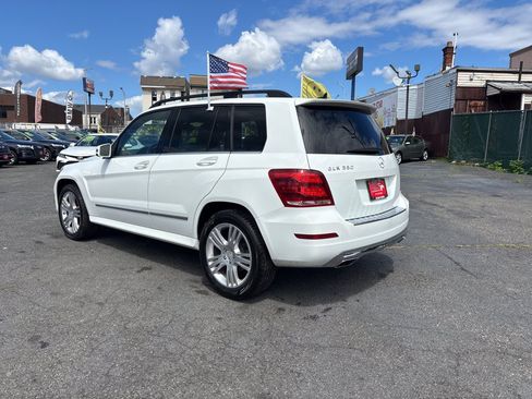 Used 2015 Mercedes-Benz GLK 350 4MATIC image 4