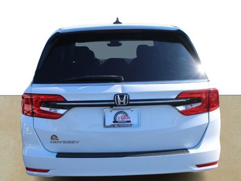 Used 2021 Honda Odyssey EX-L image 5