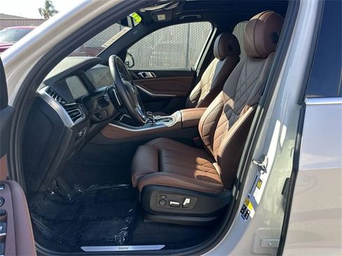 Used 2023 BMW X5 xDrive40i w/ Premium Package image 19