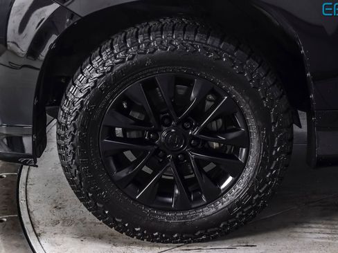 Used 2021 Lexus GX 460 Premium w/ Premium Plus Package image 11