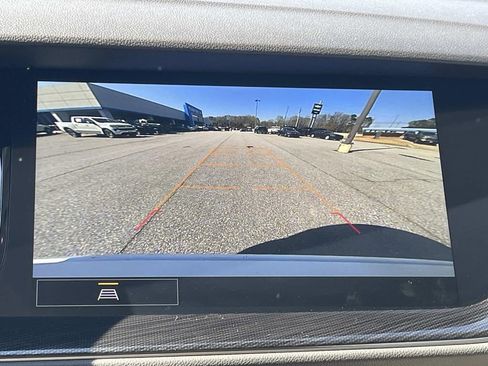 Used 2023 Buick Envision Essence image 19