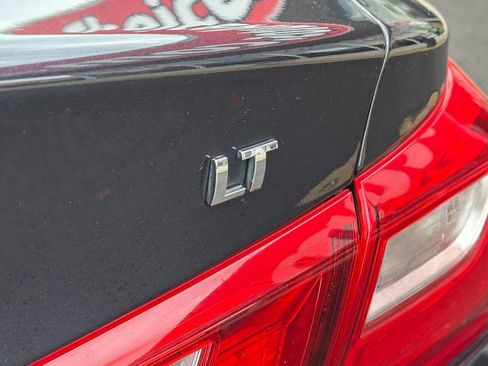 Used 2023 Chevrolet Malibu LT FWD image 5
