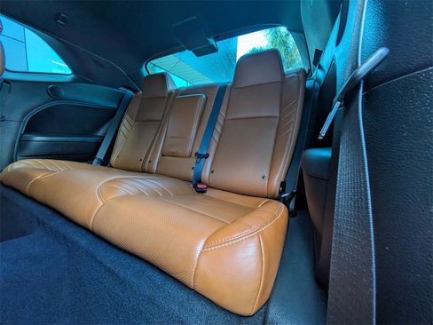 Used 2019 Dodge Challenger SRT Hellcat image 13