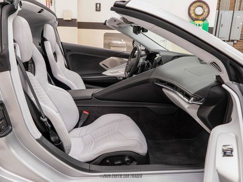 Used 2020 Chevrolet Corvette Stingray Premium Cpe w/ 3LT Preferred Equipment Group image 69