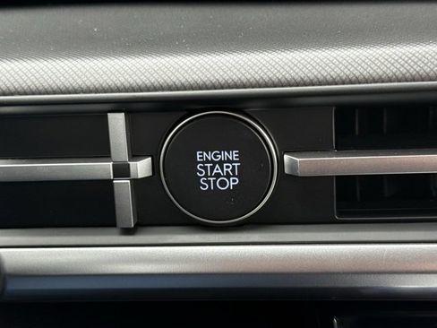 New 2026 Hyundai Santa Fe SE image 30