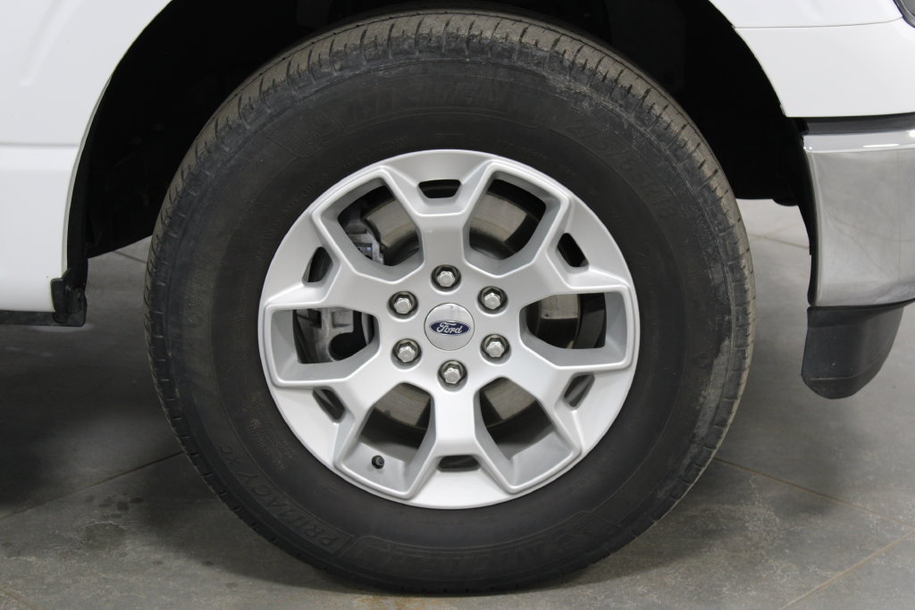Used 2023 Ford F150 XLT AWD/4WD image 14