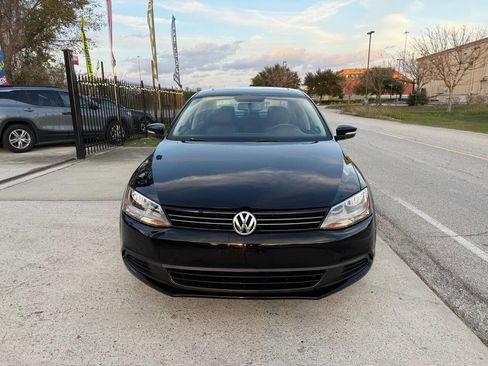 Used 2012 Volkswagen Jetta TDI image 4