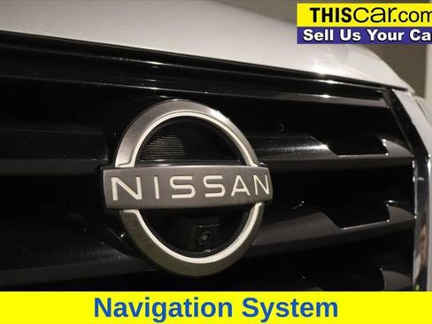Used 2021 Nissan Armada SL w/ Captain's Chairs Package RWD image 12