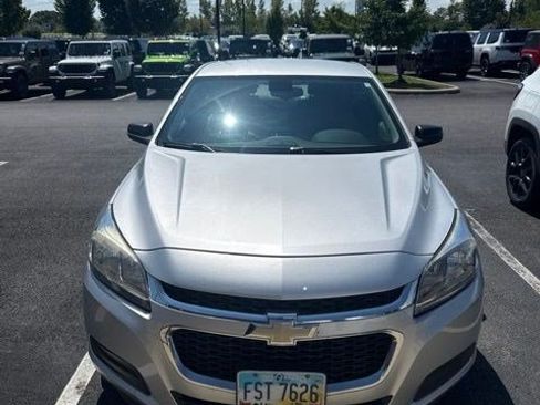 Used 2014 Chevrolet Malibu LS FWD image 2