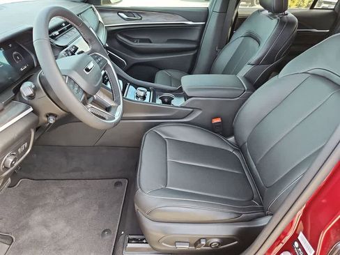New 2026 Jeep Grand Cherokee Limited AWD/4WD image 17