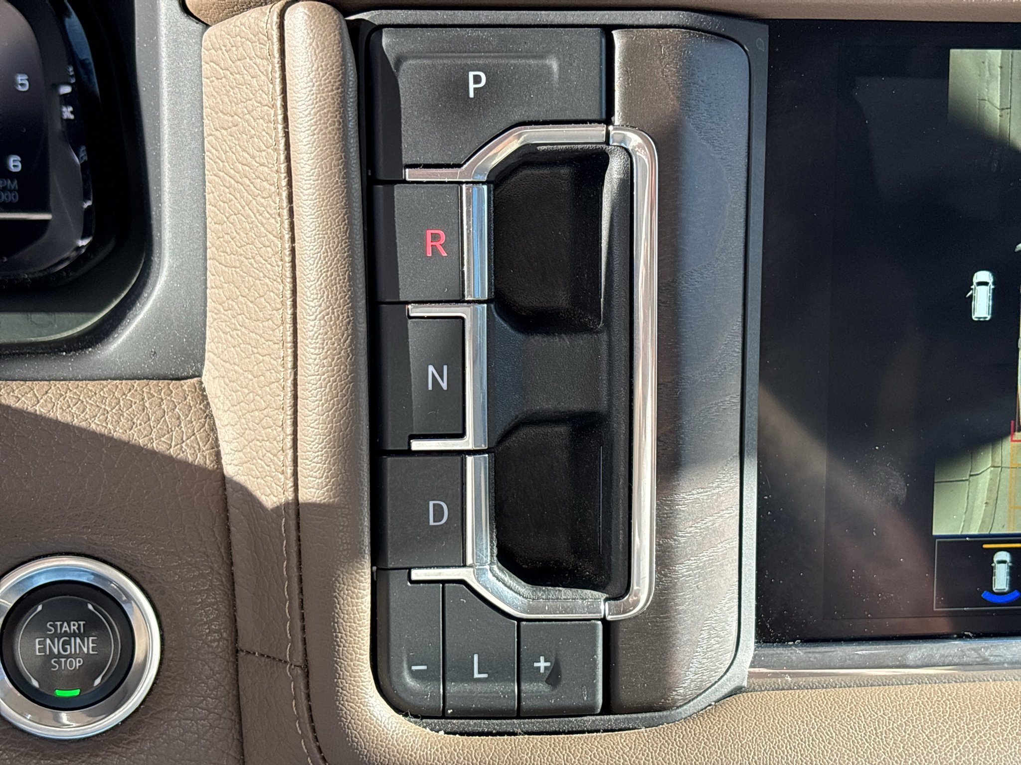 Used 2023 GMC Yukon XL Denali w/ Max Trailering Package AWD/4WD image 27