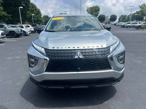 Used 2024 Mitsubishi Eclipse Cross LE AWD/4WD image 2