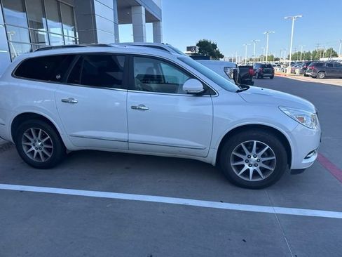 Used 2016 Buick Enclave Leather w/ Trailering Package FWD image 5