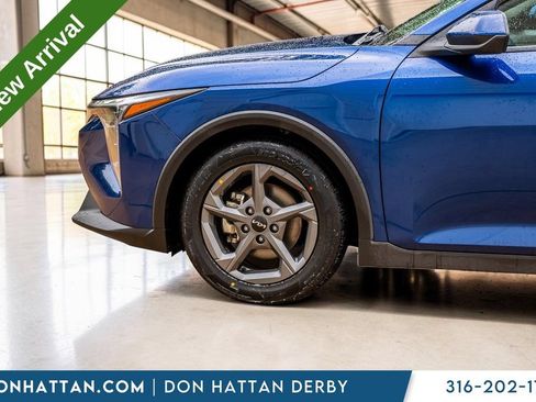 Used 2025 Kia K4 FWD image 29
