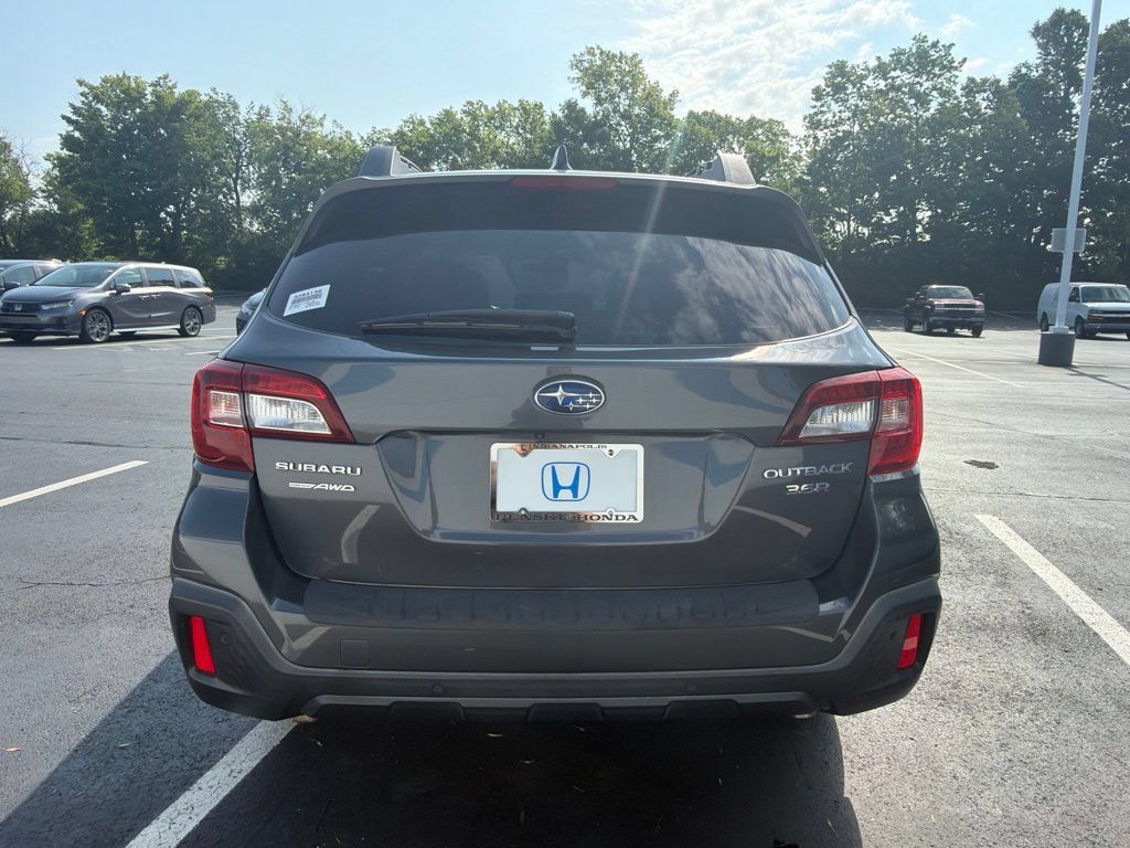 Used 2018 Subaru Outback 3.6R Limited AWD/4WD image 4