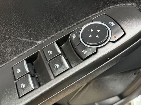 Used 2022 Ford Escape SE w/ Convenience Package image 16