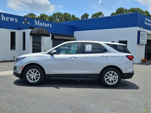 Used 2022 Chevrolet Equinox LT AWD/4WD image 4