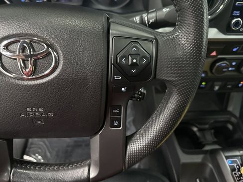 Used 2021 Toyota Tacoma TRD Pro AWD/4WD image 16