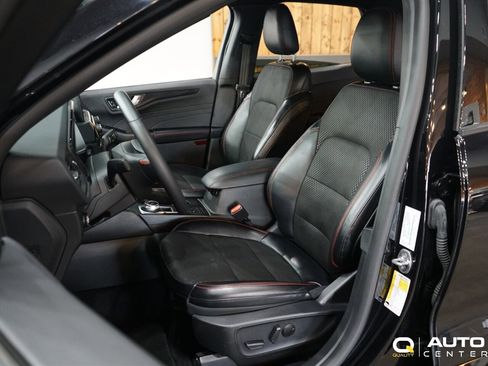 Used 2024 Ford Escape ST-Line image 13