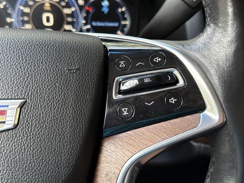 Used 2015 Cadillac Escalade Premium AWD/4WD image 19