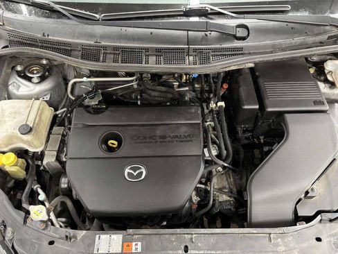 Used 2010 MAZDA MAZDA5 Grand Touring image 9