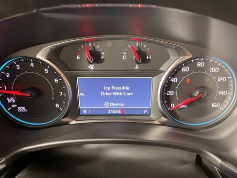 Certified 2023 Chevrolet Equinox RS image 34