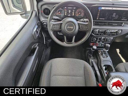 Used 2024 Jeep Wrangler Unlimited Rubicon AWD/4WD image 19
