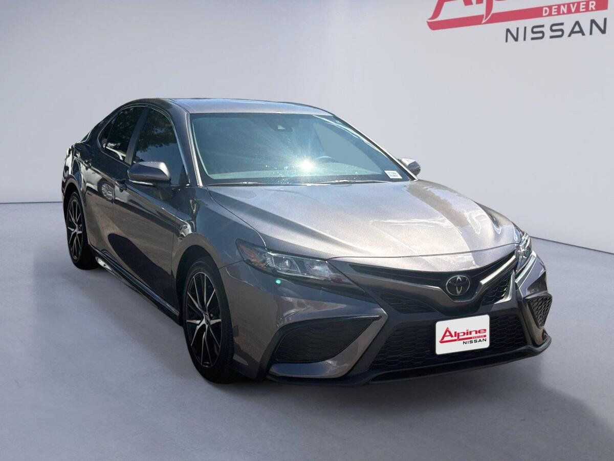 Used 2023 Toyota Camry SE w/ Convenience Package AWD/4WD image 7