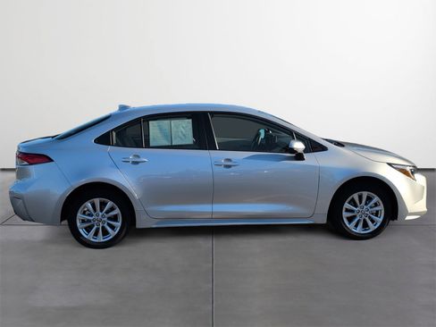 Certified 2025 Toyota Corolla LE image 6