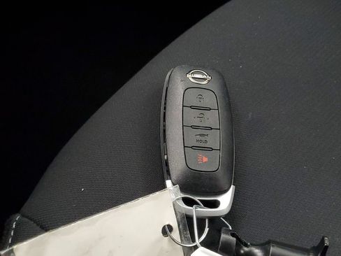 Used 2024 Nissan Sentra SV FWD image 26