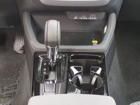 New 2026 Subaru Forester Touring AWD/4WD image 18